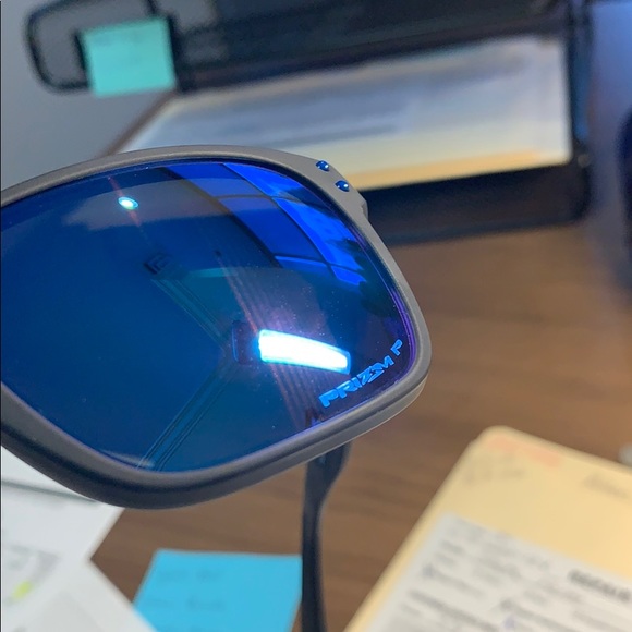 Oakley Holbrook’s - Picture 5 of 7